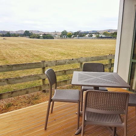Martinborough Top 10 Holiday Park Εξωτερικό φωτογραφία